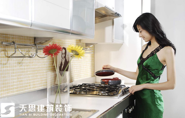 <a href=http://www.miqian.net/anli/ target=_blank class=infotextkey>合肥工裝</a>公司