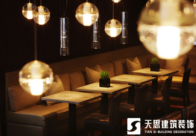 <a href=http://www.miqian.net/anli/ target=_blank class=infotextkey>合肥工裝</a>公司